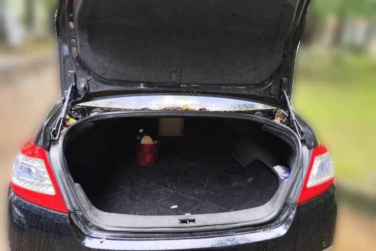 Used Nissan Teana 2011 2.5L XL Advanced Edition Trunk