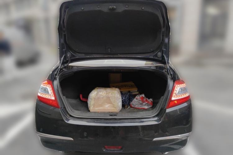 Used Nissan Teana 2011 2.5L XL Glory Edition Trunk