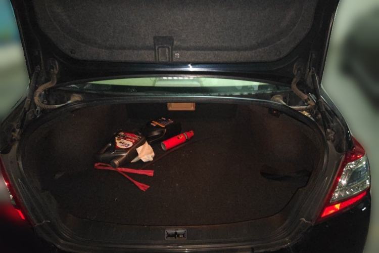 Used Nissan Teana 2011 2.5L XL Advanced Edition Trunk
