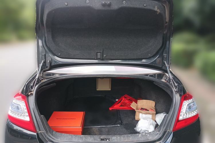 Used Nissan Teana 2011 2.0L XL Comfort Edition Trunk