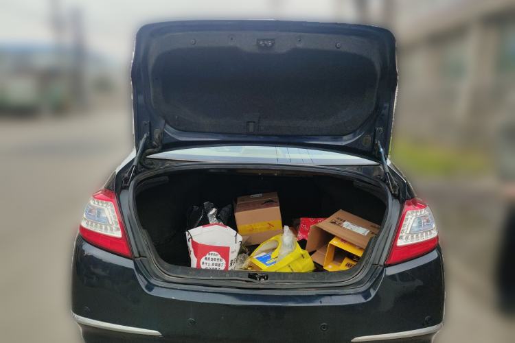 Used Nissan Teana 2011 2.5L XL Advanced Edition Trunk