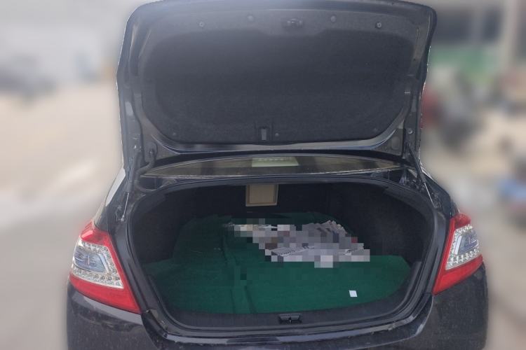 Used Nissan Teana 2011 2.0L XL Comfort Edition Trunk