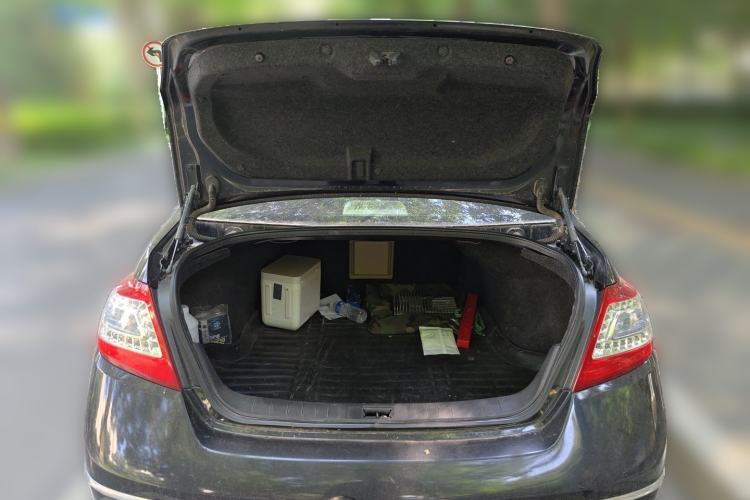 Used Nissan Teana 2011 Duke 2.5L XV Luxury Edition Trunk