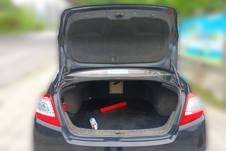 Used Nissan Teana 2011 2.0L XL Comfort Edition Trunk