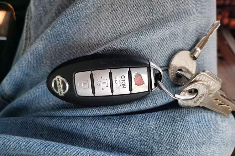 Used Nissan Teana 2011 2.0L XL Comfort Edition Vehicle Key