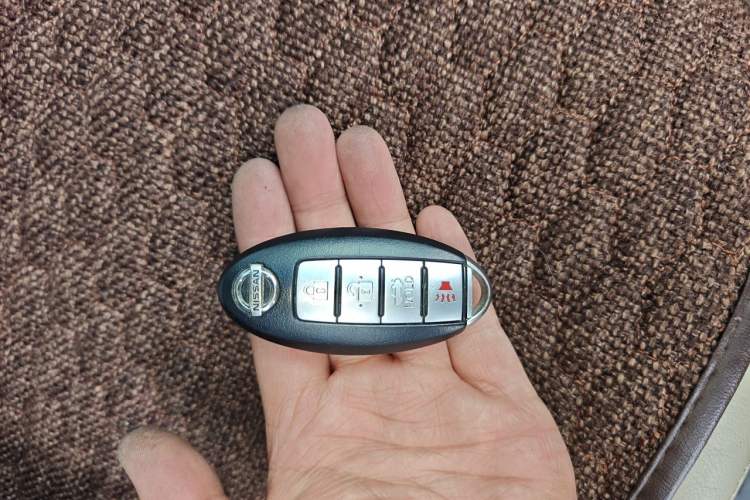Used Nissan Teana 2011 2.0L XL Comfort Edition Vehicle Key