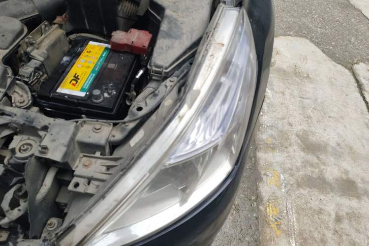 Used Nissan Teana 2011 2.0L XL Comfort Edition Engine Bay Left