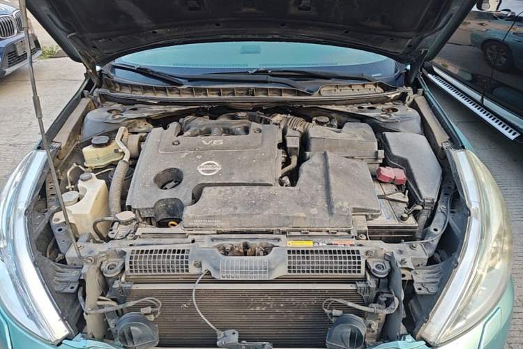 Used Nissan Teana 2011 2.5L XL Advanced Edition Engine Bay