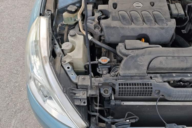Used Nissan Teana 2011 2.0L XL Comfort Edition Engine Bay Right