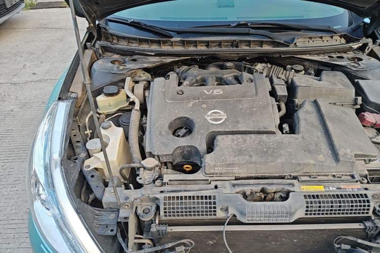 Used Nissan Teana 2011 2.5L XL Advanced Edition Engine Bay Right