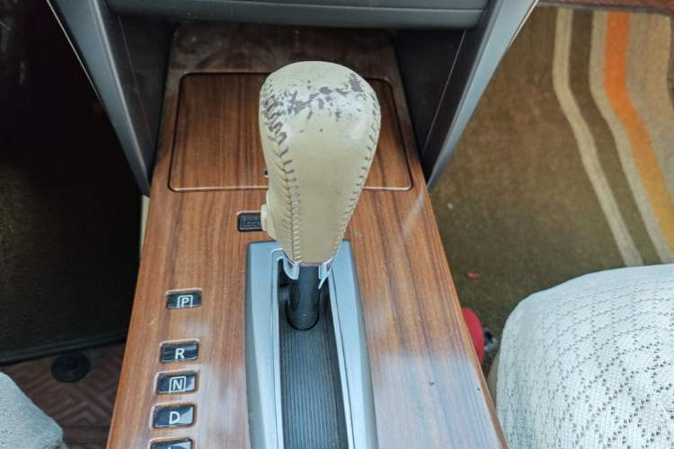 Used Nissan Teana 2011 2.0L XL Comfort Edition Gear Lever