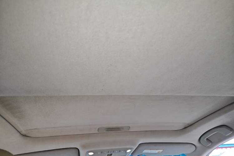 Used Nissan Teana 2011 2.5L XL Advanced Edition Headliner
