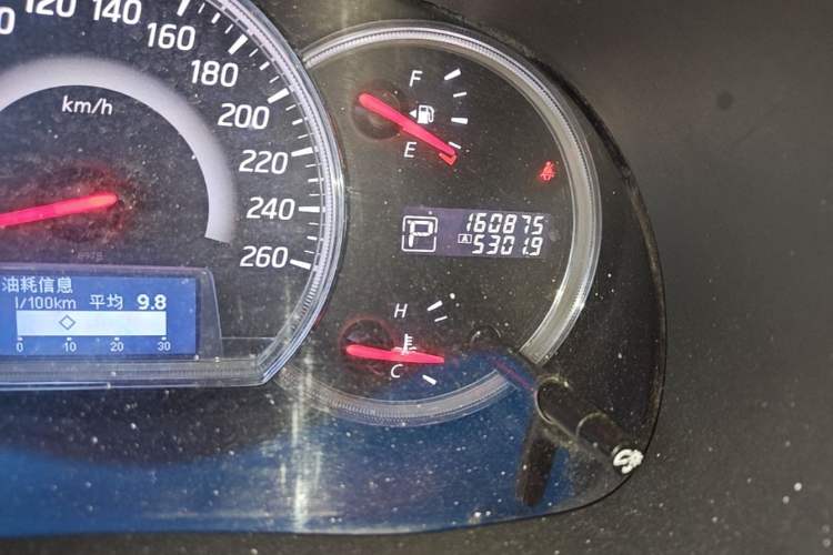 Used Nissan Teana 2011 2.5L XL Advanced Edition Odometer Close Up
