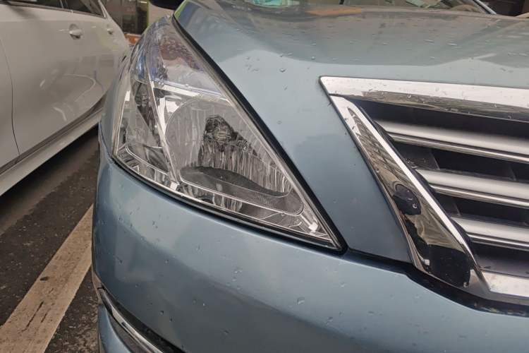 Used Nissan Teana 2011 2.0L XL Comfort Edition Right Front Headlight