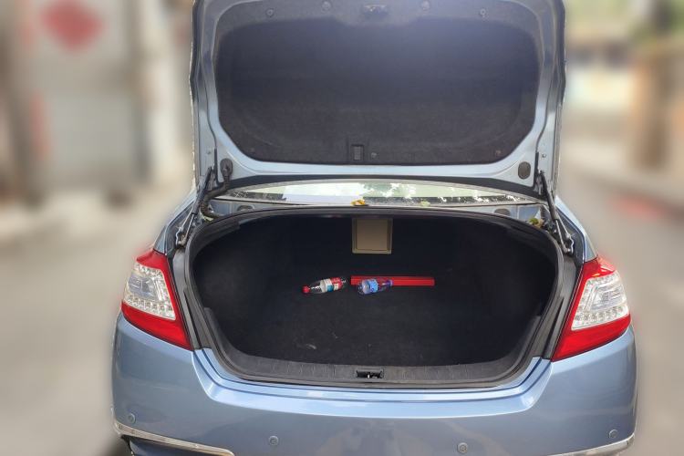 Used Nissan Teana 2011 2.5L XL Advanced Edition Trunk