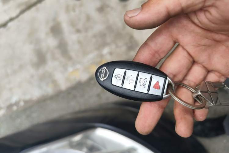 Used Nissan Teana 2011 2.0L XL Comfort Edition Vehicle Key