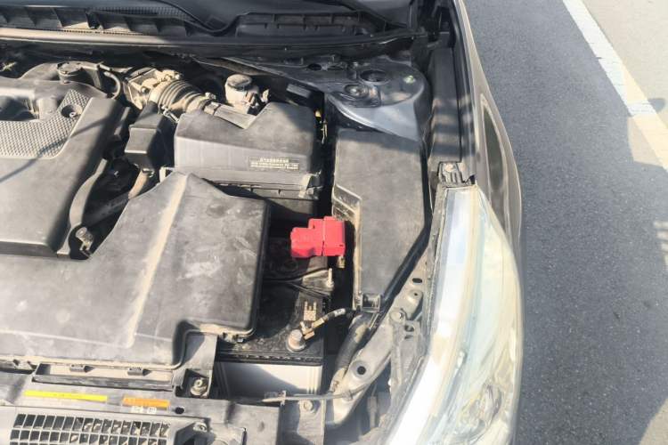 Used Nissan Teana 2011 Duke 2.5L XV Luxury Edition Engine Bay Left