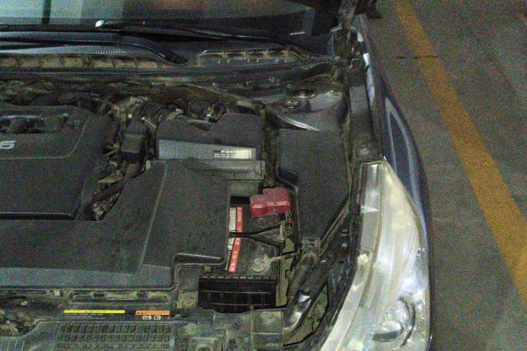 Used Nissan Teana 2011 Duke 2.5L XV Luxury Edition Engine Bay Left