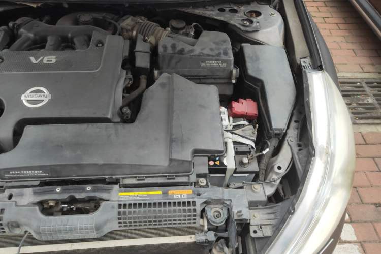 Used Nissan Teana 2011 Duke 2.5L XV Luxury Edition Engine Bay Left