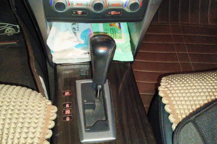 Used Nissan Teana 2011 Duke 2.5L XV Luxury Edition Gear Lever