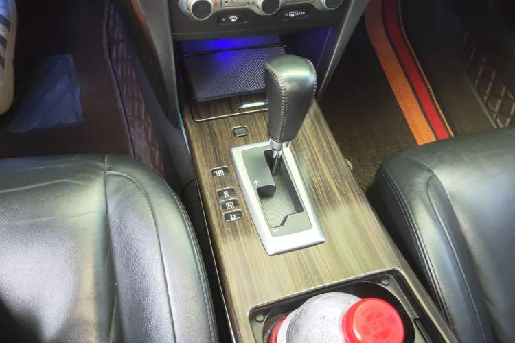 Used Nissan Teana 2011 Duke 2.5L XV Luxury Edition Gear Lever