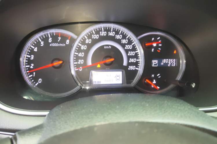 Used Nissan Teana 2011 Duke 2.5L XV Luxury Edition Odometer Close Up