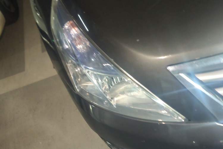 Used Nissan Teana 2011 2.0L XL Glory Edition Right Front Headlight