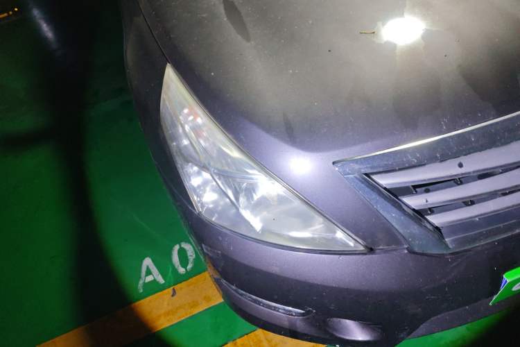 Used Nissan Teana 2011 2.0L XL Comfort Edition Right Front Headlight