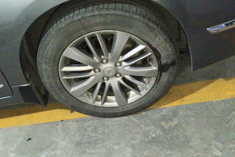 Used Nissan Teana 2011 Duke 2.5L XV Luxury Edition Right Front Wheel Hub