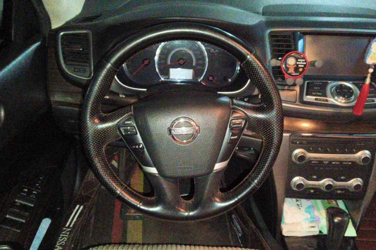 Used Nissan Teana 2011 Duke 2.5L XV Luxury Edition Steering Wheel