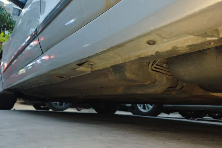 Used Nissan Teana 2011 2.5L XL Advanced Edition Chassis Rear Left