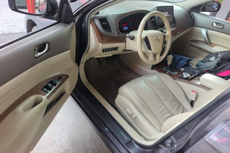 Used Nissan Teana 2011 2.5L XL Advanced Edition Driver Seat