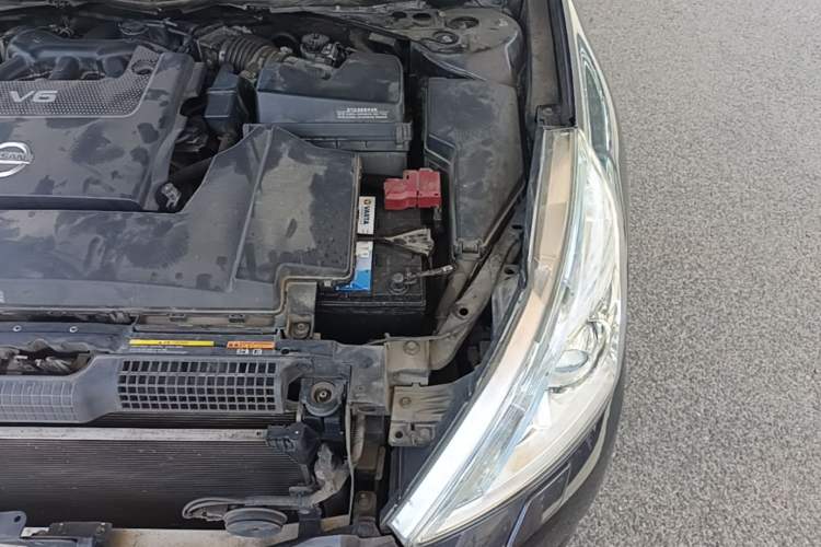 Used Nissan Teana 2011 2.5L XL Advanced Edition Engine Bay Left