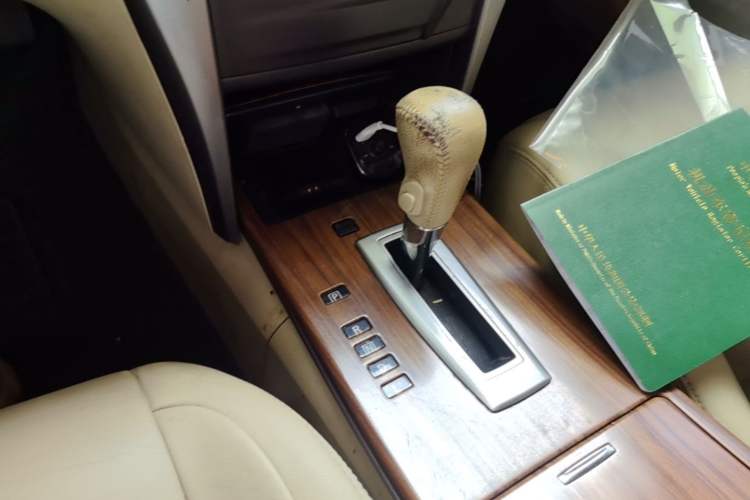 Used Nissan Teana 2011 2.0L XL Comfort Edition Gear Lever