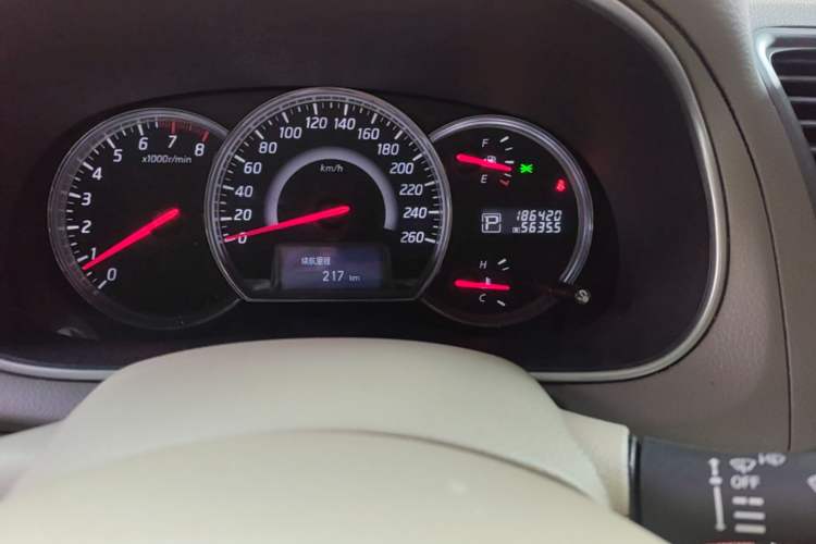 Used Nissan Teana 2011 2.5L XL Advanced Edition Odometer Close Up