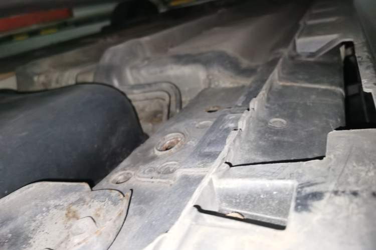 Used Nissan Teana 2011 2.5L XL Advanced Edition Chassis Rear Left