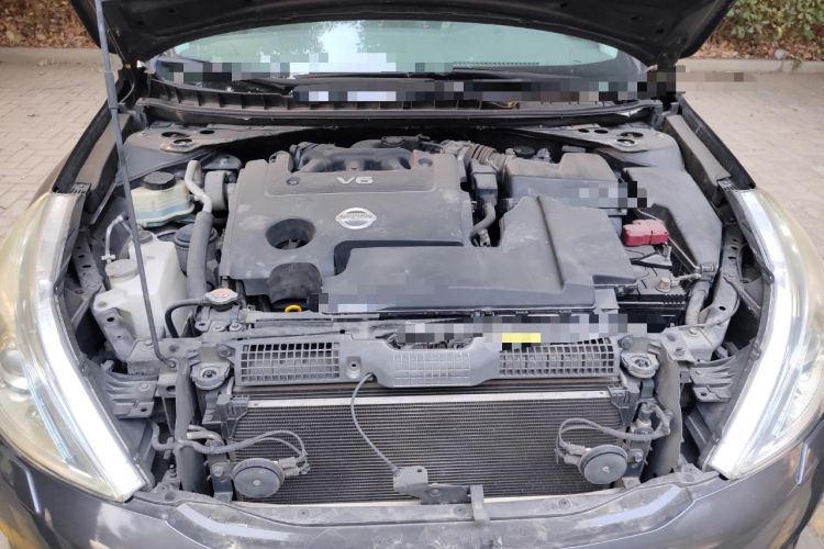 Used Nissan Teana 2011 2.5L XL Advanced Edition Engine Bay