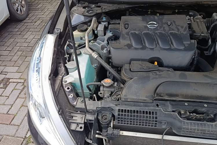 Used Nissan Teana 2011 2.0L XL Comfort Edition Engine Bay Right