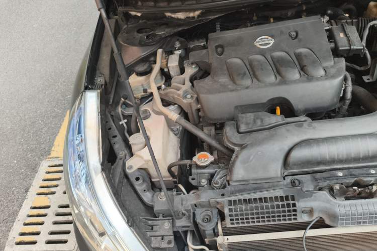 Used Nissan Teana 2011 2.0L XE Standard Edition Engine Bay Right