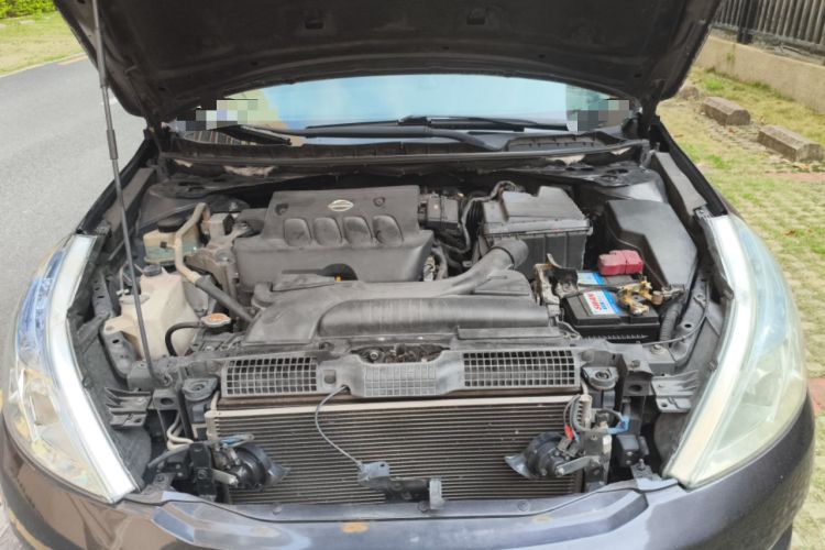 Used Nissan Teana 2011 2.0L XE Standard Edition Engine Bay