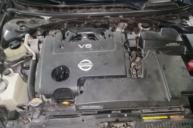 Used Nissan Teana 2011 2.5L XL Advanced Edition Engine Bay