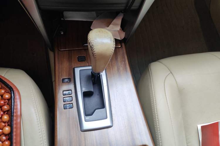 Used Nissan Teana 2011 2.5L XL Advanced Edition Gear Lever
