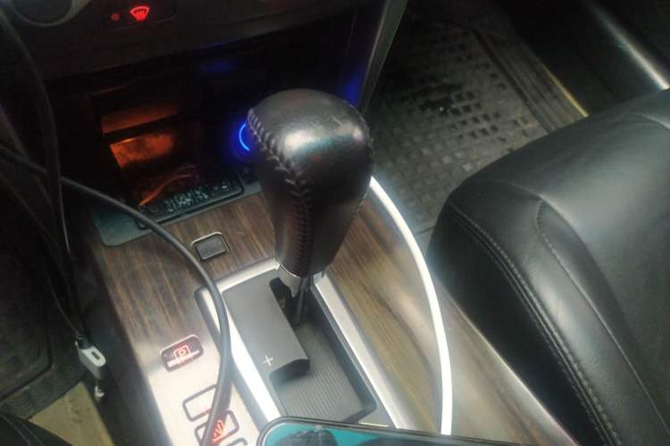 Used Nissan Teana 2011 Duke 2.5L XV Luxury Edition Gear Lever
