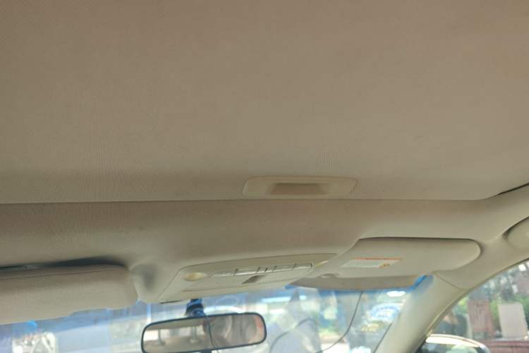 Used Nissan Teana 2011 2.0L XL Comfort Edition Headliner
