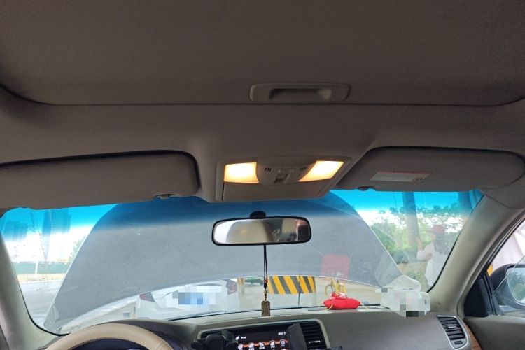 Used Nissan Teana 2011 2.0L XL Comfort Edition Headliner