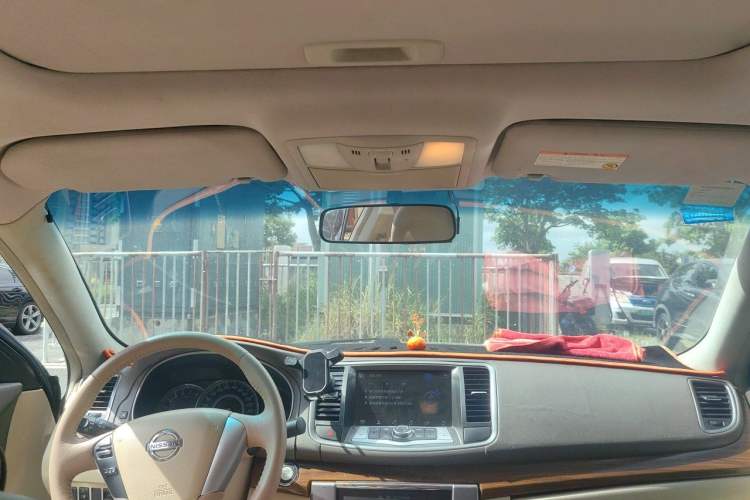 Used Nissan Teana 2011 2.0L XL Comfort Edition Headliner