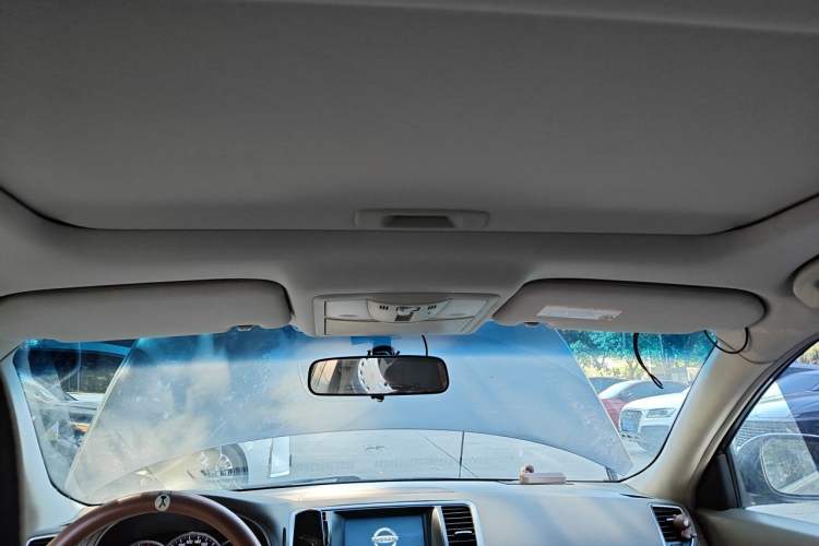 Used Nissan Teana 2011 2.0L XL Comfort Edition Headliner