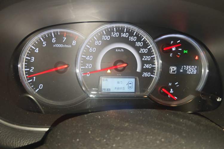 Used Nissan Teana 2011 Duke 2.5L XV Luxury Edition Instrument Cluster