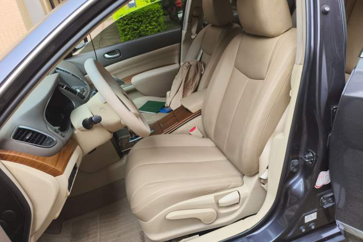 Used Nissan Teana 2011 2.0L XE Standard Edition Left Front Seat
