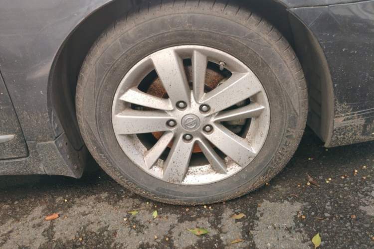 Used Nissan Teana 2011 2.0L XL Comfort Edition Right Front Wheel Hub